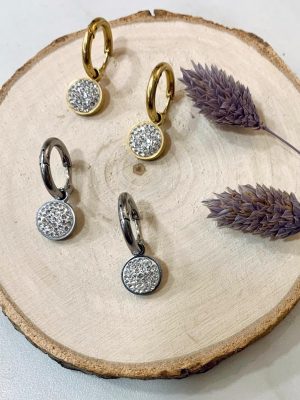 Boutique de bijoux à Toulouse : 2 paires de boucles d'oreilles créoles en acier inoxydable doré et argenté et son pendentif rond à strass