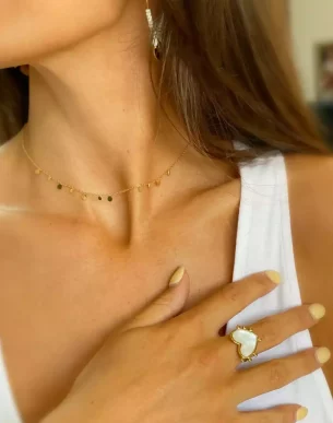 gotitas collier dore mannequin boutique bijoux toulouse-2