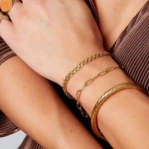 Bracelet Ligacao dore en acier inoxydable mannequin