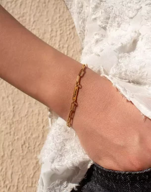 Bracelet prénom doré en acier inoxydable