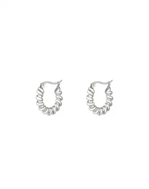 reoles-en-acier-inoxydable-argente-en-spirale