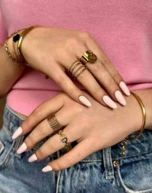 bague esme acier inoxydable dore ajustable sur mannequin boutique bijoux toulouse