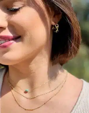creoles maillons acier inoxydable dore sur mannequin boutique bijoux toulouse