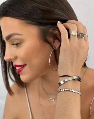 bague direcao acier inoxydable argente ajustable sur mannequin boutique bijoux toulouse