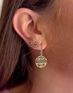 creoles marty billes acier inoxydable dore sur mannequin boutique bijoux toulouse