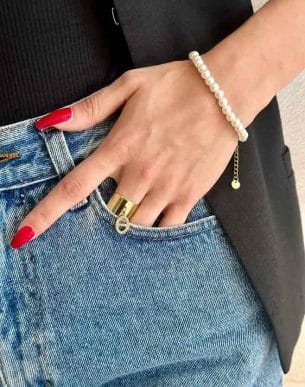 bague marino strass ajustable acier inoxydable doré sur mannequin boutique bijoux toulouse