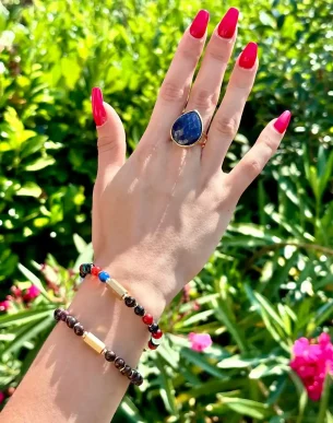 bracelet caixa Agate pierres naturelles acier inoxydable sur mannequin boutique bijoux toulouse