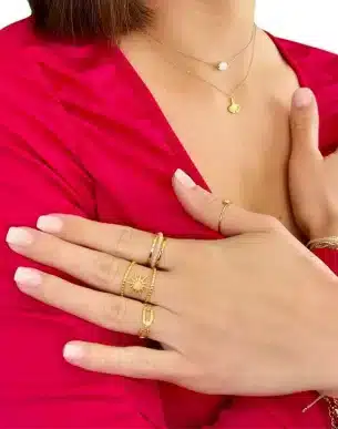 Bague vane bague ajustable blanche mannequin boutique bijoux toulouse