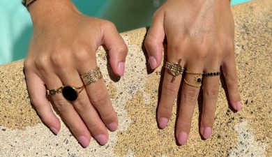 Boutique de bijoux à Toulouse : Image couverture Article de blog - Découvrez notre guide de l'été : piscine, mer et bijoux entretenir ses bijoux